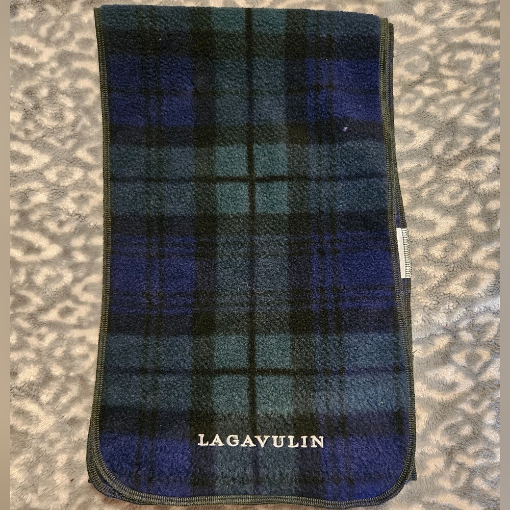 Lagavulin plaid scarf